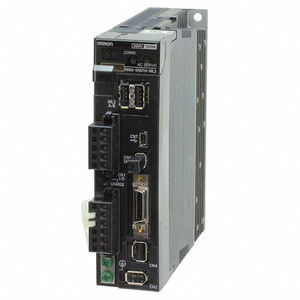 OMRON R88D-KN02L-ML2 サーボ AC 100 ~ 120VAC 電源 2.5A 120V 負荷 200 W