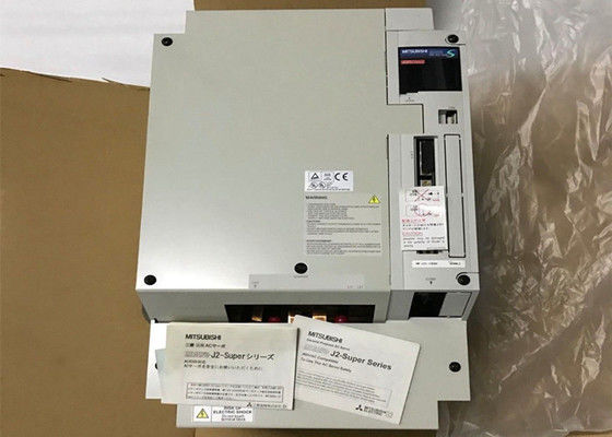 MITSUBISHI 3相サーボモータードライバー MR-J2S-15KB4 15KW 380-480V産業用AC増幅器