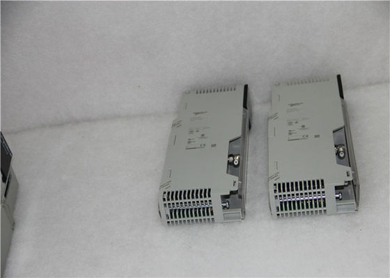シュナイダー 140DVO85300出力 32ポイント 10-30 VDC 4セットの隔離 0.5Aポイント