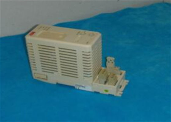 ABB 3BSE020520R1 CI810B AF 100 FIELDBUS COMM. インターフェイス COMMUNICATION_MODULE