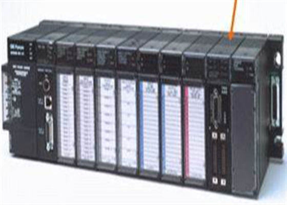 GE FANUC IC693CHS393 シリーズ90-30 プログラム可能な論理制御器 (PLC)