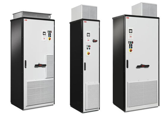 ACS880-07-0820A-3 3AUA0000138147 周波数コンバーターキャビネット 単機動力
