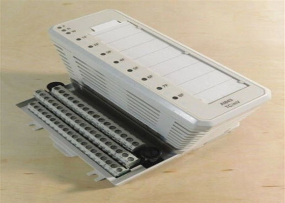 ABB AI843 3BSE028925R1 AI843 デジタルIOモジュール 全新 オリジナル
