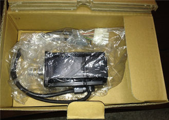 ヤスカワ 変速工業サーボモーター NIB ヤスカワ SGMAH-02AAA21 200W 200V 0.637N.M