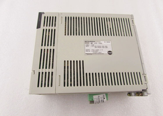 日本 MITSUBISHI電気 750W AC サーボアンプ MR-J2S-70CL 産業用サーボドライブ 新品