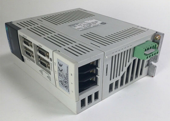 MITSUBISHI AC サーボドライブ MR-J2S-60CL 産業用サーボアンプ パワー 600W 入力 3.2A NEW