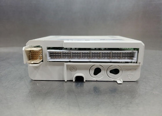 ABB DI820 3BSE008512R1 デジタルIOモジュールは,EMC免疫と排放遵守を対象としています