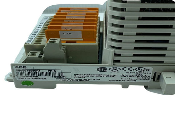 ABB TU835V1 3BSE013236R1 モジュールユニット 8 使用する電源出口 8 信号端末