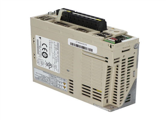 ヤスカワ SGDS-02A12A AC サーボアンプ 200-230V 2.4A 200W 新品