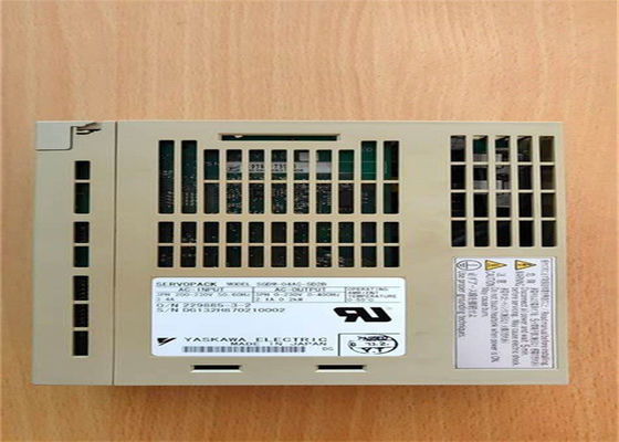 ヤスカワ SGDM-04AC-SD2B ACサーボアンプ 新品 オリジナル 230V