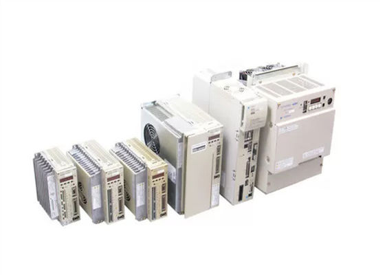 ヤスカワ SGDM-04AC-SD2B ACサーボアンプ 新品 オリジナル 230V