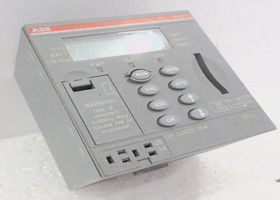 ABB PM571 1SAP130100R0100 通信とプログラミングのためのシリアルインターフェース