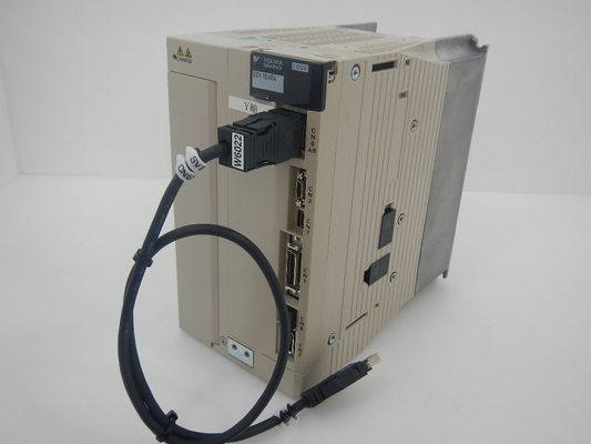 ヤスカワ AC サーボアンプ モデル SGDV-180A15A 全新 箱入り