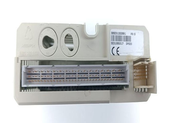 ABB DP820 3BSE013228R1 パルスカウンター RS-422 I O モジュール