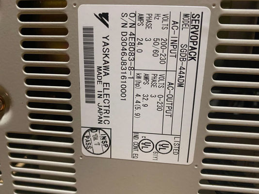 ヤスカワ SGDB-44ADG 2相パルス列車 90°相差 サーボドライブ 4.4KW