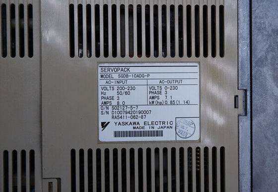 Yaskawa SGDB-30ADG-P 駆動-AC サーボは修理のためにサポートされています 200V 3PHASE 3KW DIGITAL