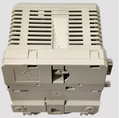 ABB DO820 3BSE008514R1 デジタル出力リレー 8 ch I-O モジュール 0.3kg