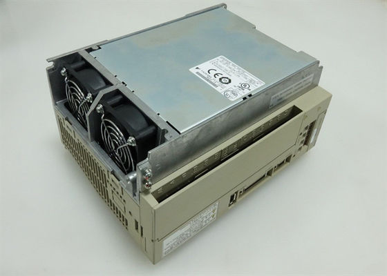 ヤスカワ SGDH-20AEシリーズ サーボモーター オリジナルボックスに新品