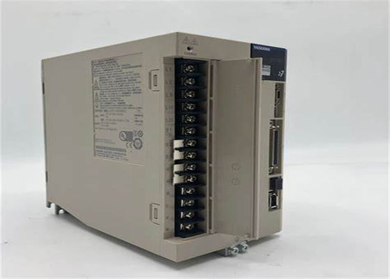 ヤスカワSGD7S-180A00A 産業用サーボドライブ