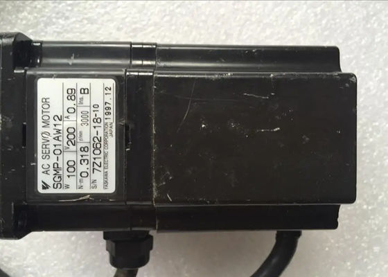 ヤスカワ SGMP-01AW12 AC サーボモーター ブランド オリジナル 新品 箱200V