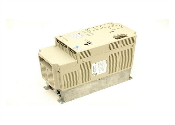 ヤスカワ SGDB-05ADG シグマシリーズ セルボドライブ 箱の中身新品