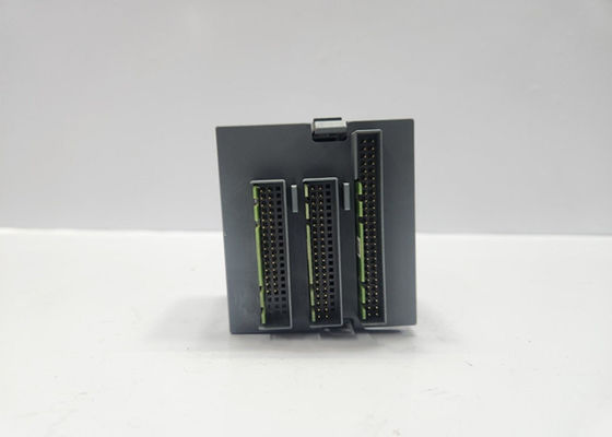 ABB AI523 1SAP250300R0001 AI523: S500 アナログ入力モジュール 16 AI: U,I,RTD,DI. 13ビットを含むサイン1ワイヤー