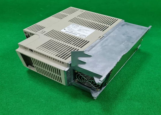 ヤスカワ SGDB-15ADP シグマシリーズ サーボドライブ 新品 オリジナルボックス