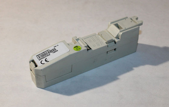 ABB 3BSE008534R1 TB805 バス出口モジュール終了ユニット 0.046kg