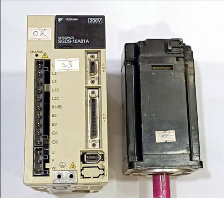 ヤスカワ SGDS-10A01A 産業用サーボドライブ オリジナル 新品 220V