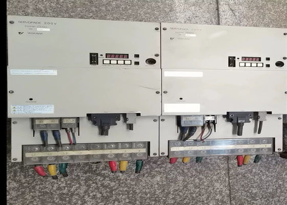 SGDM-1AADA AC サーボドライブ 業界 オリジナルの箱に新品