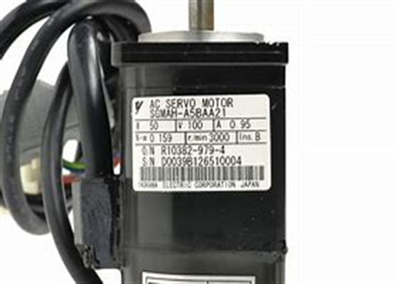 SGMAH-A5BAA21 AC サーボモーター ヤスカワ オリジナルボックスで新品