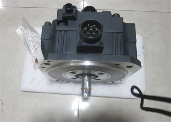 MITSUBISHI HC-UF202BW01-S4 産業用サーボモーター 2KW