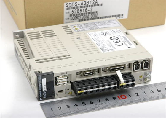 ヤスカワ 0.03W サーボドライブ SGDS-A3B12A 全新 オリジナルボックス