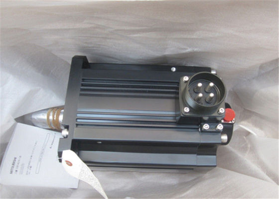 Mitsubishi HF-SP702BG1H サーボモーター 慣性モメント 15 × 200V
