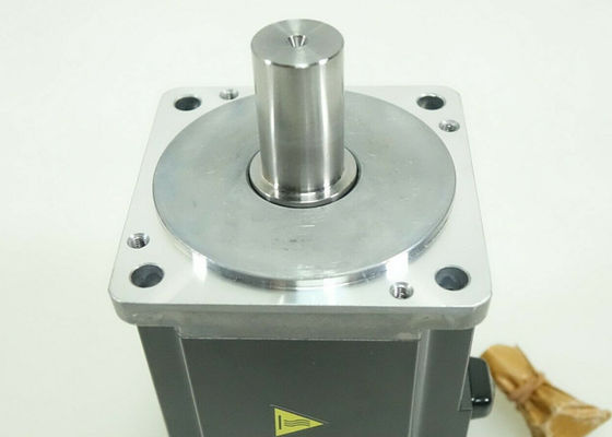 Mitsubishi HF-KN73 産業用サーボモーター 750W 7.2 Nm キーウェイ
