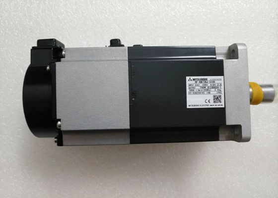HF-KN73BJ-S100 三?? 電動サーボモーター 0.75KW 4.8A 3000r/min