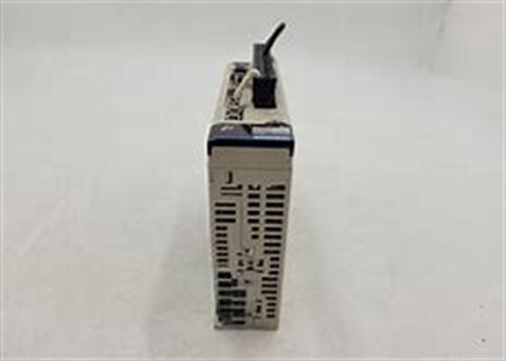ヤスカワ 750W AC サーボドライブ SGD7S-1R6A20A 新品 オリジナルボックス