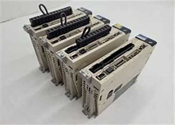 ヤスカワ 750W AC サーボドライブ SGD7S-1R6A20A 新品 オリジナルボックス
