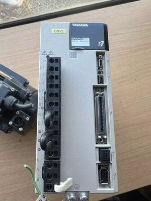 SGD7S-3R8A00A 500W 産業用サーボドライブ ヤスカワ 全新