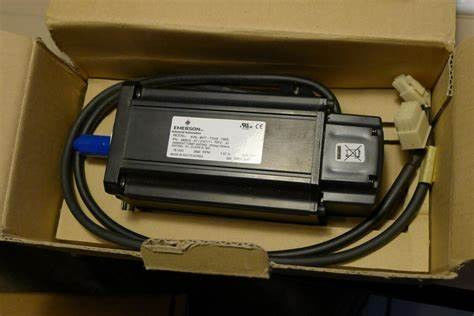 XVM-8017-TONS-0000 エマーソン産業用サーボモーター