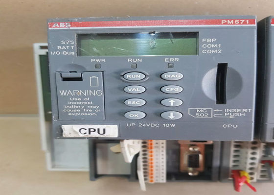 ABB PM571-V14x 1SAP130100R0200 AC500,Prog.ロジックコントローラ 64kB
