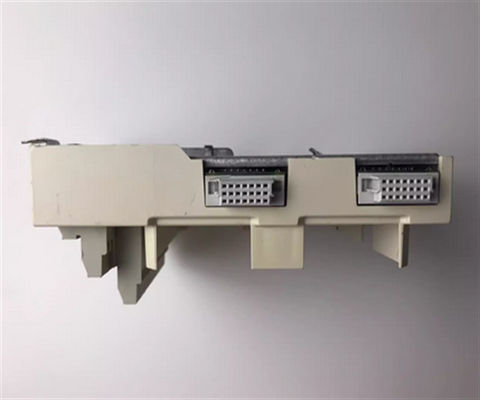 ABB 3BSE021443R1 TU843 モジュール終了ユニット リデンサント電源モジュール