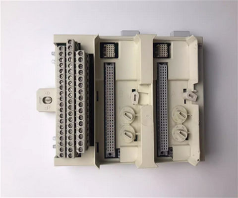 ABB 3BSE021443R1 TU843 モジュール終了ユニット リデンサント電源モジュール