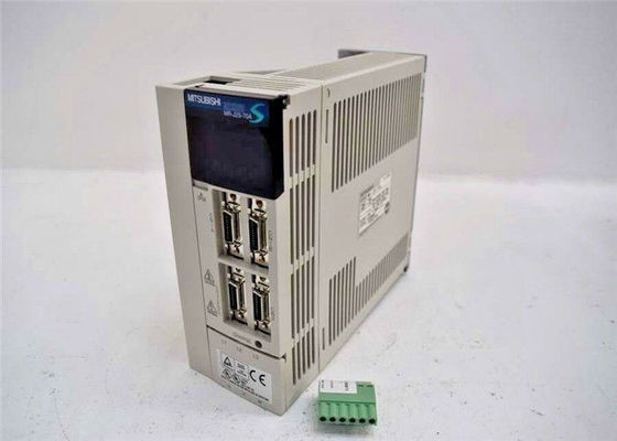 三?? 電機 400W MR-J2S-40A-PY091 インダストリアル AC SERVOドライブ 0-360HZ NEW