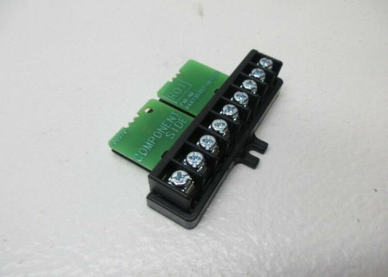 IC670TBM001 Auxiliary Terminal Blockは,GE Fanucが製造する,壁式フィールド制御端末ブロックである.