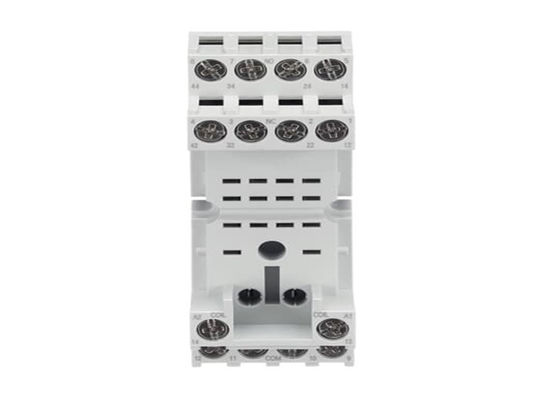 ABB CR-M4SS 2c/o または 4c/o CR-M リレーの標準ソケット CR-M4SS ソケットはCR-M (ミニチュア) リレーの範囲から