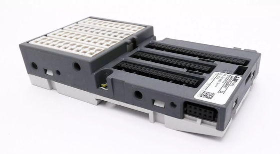 TU516 1SAP212000R0001 デジタルIOモジュール 24V ブランドABB 新しい箱