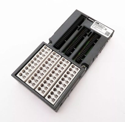 ABB TU552-CS31 ディストリビューテッドオートメーション デジタルIOモジュール 新品