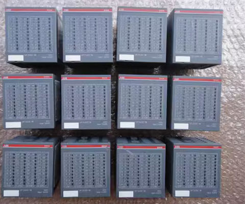 ABBドライブ 1SAP240000R0001 DI524 S500 デジタル入力モジュール
