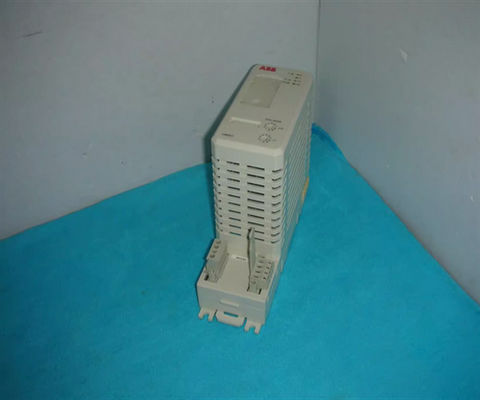 ABB CI820V1 3BSE025255R1 S800 I/O リデンダント FCI